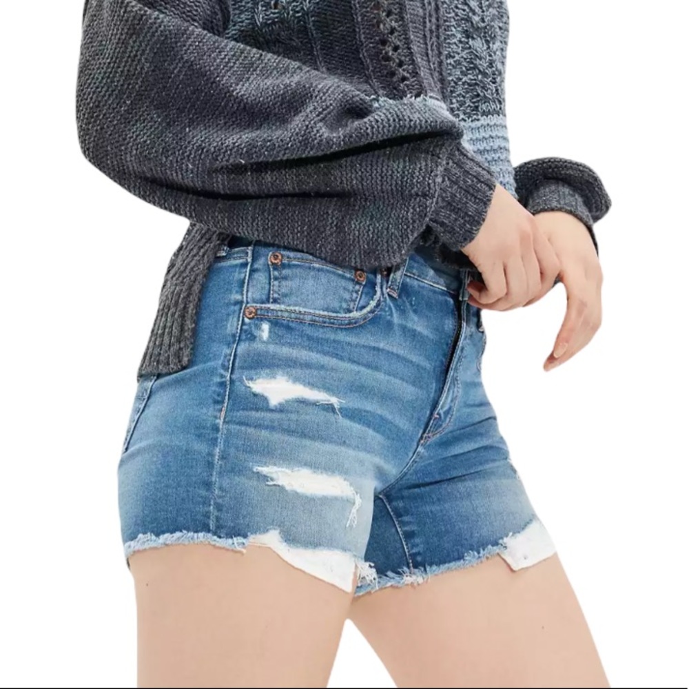 AE Super Stretch MIDI Distressed Denim Shorts